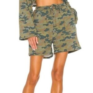 Revolve lovers + friends camo drawstring shorts extra small